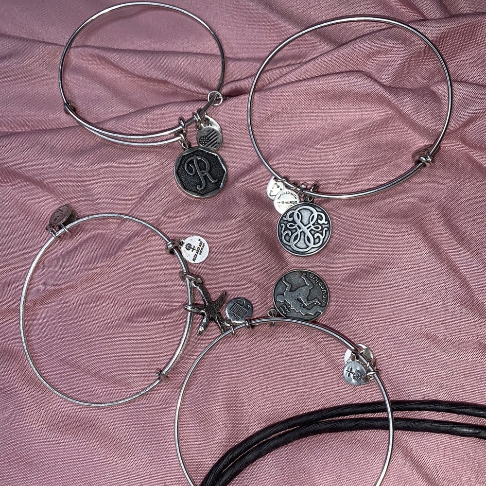 🚫SOLD🚫Alex and Ani Silver Bracelets - Picture 4 of 12